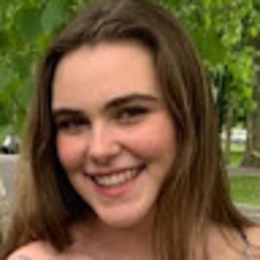Meet your Posher, Elizabeth